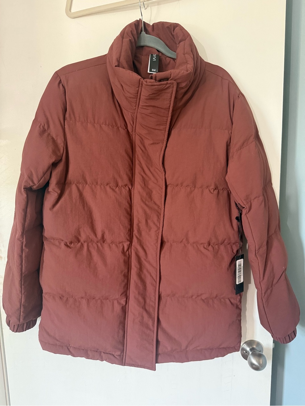 Savvi Kendra Puffer